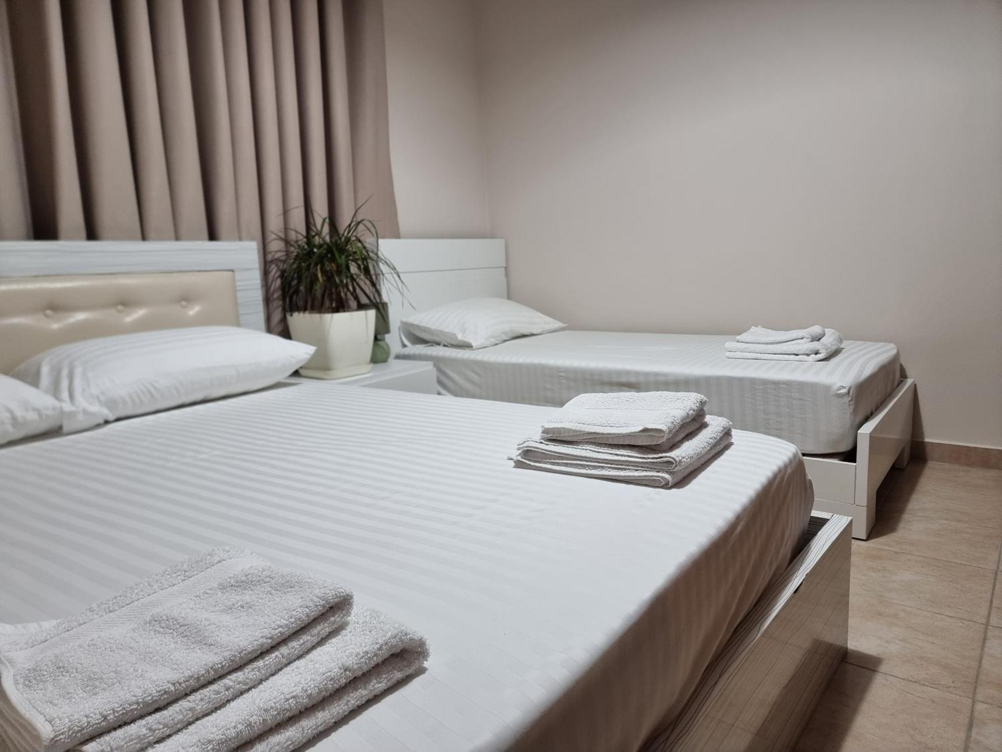 Kc Apartment Berat Eksteriør bilde